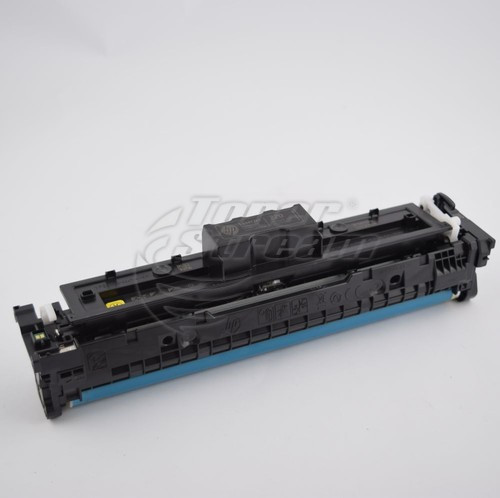 New original toner cartridge Hewlett-Packard W2202A - 220A- 1800 copies, yellow, for use in Color LaserJet Pro 4202